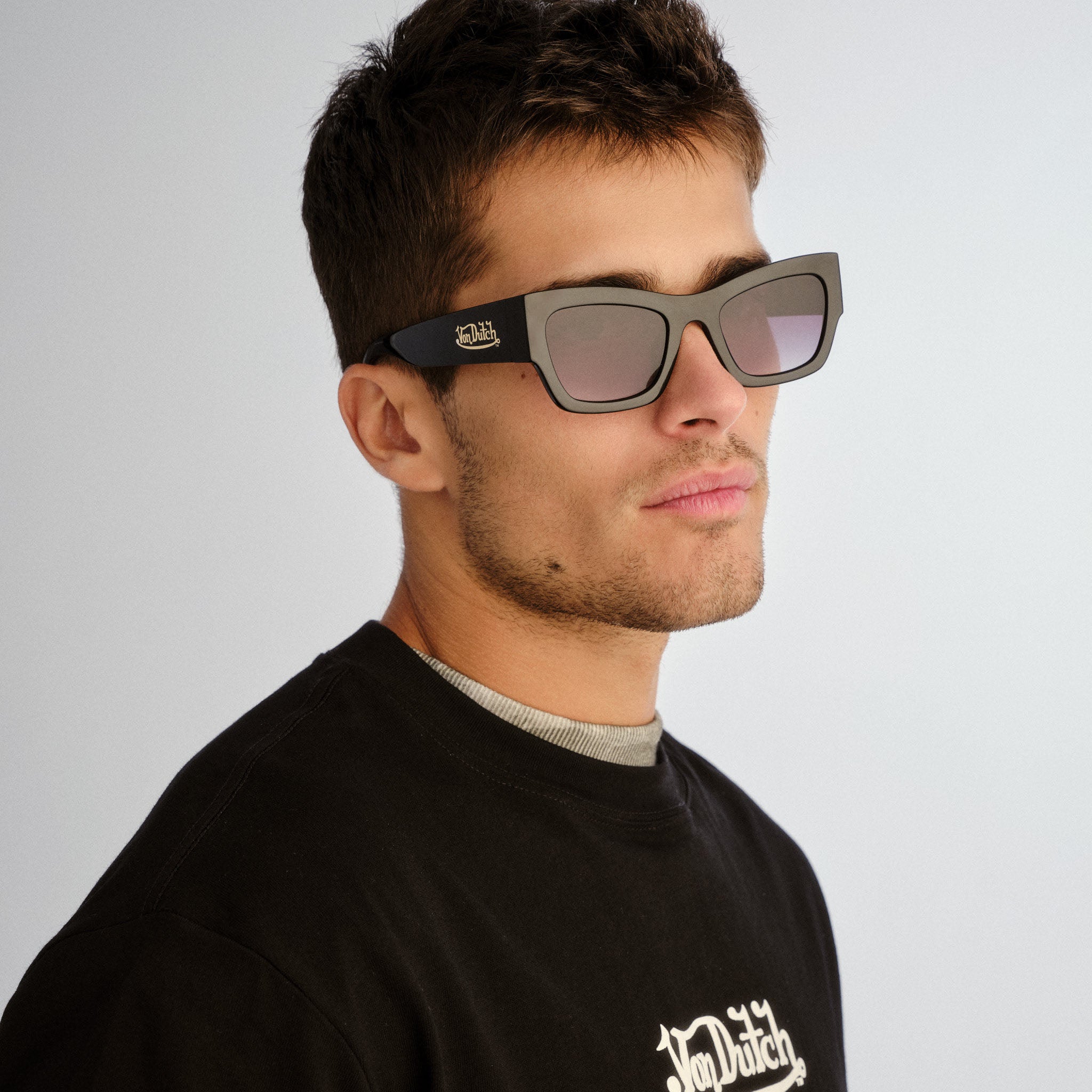 VON DUTCH x AIRE VENDETTA SUNGLASSES - BLACK - Image 5
