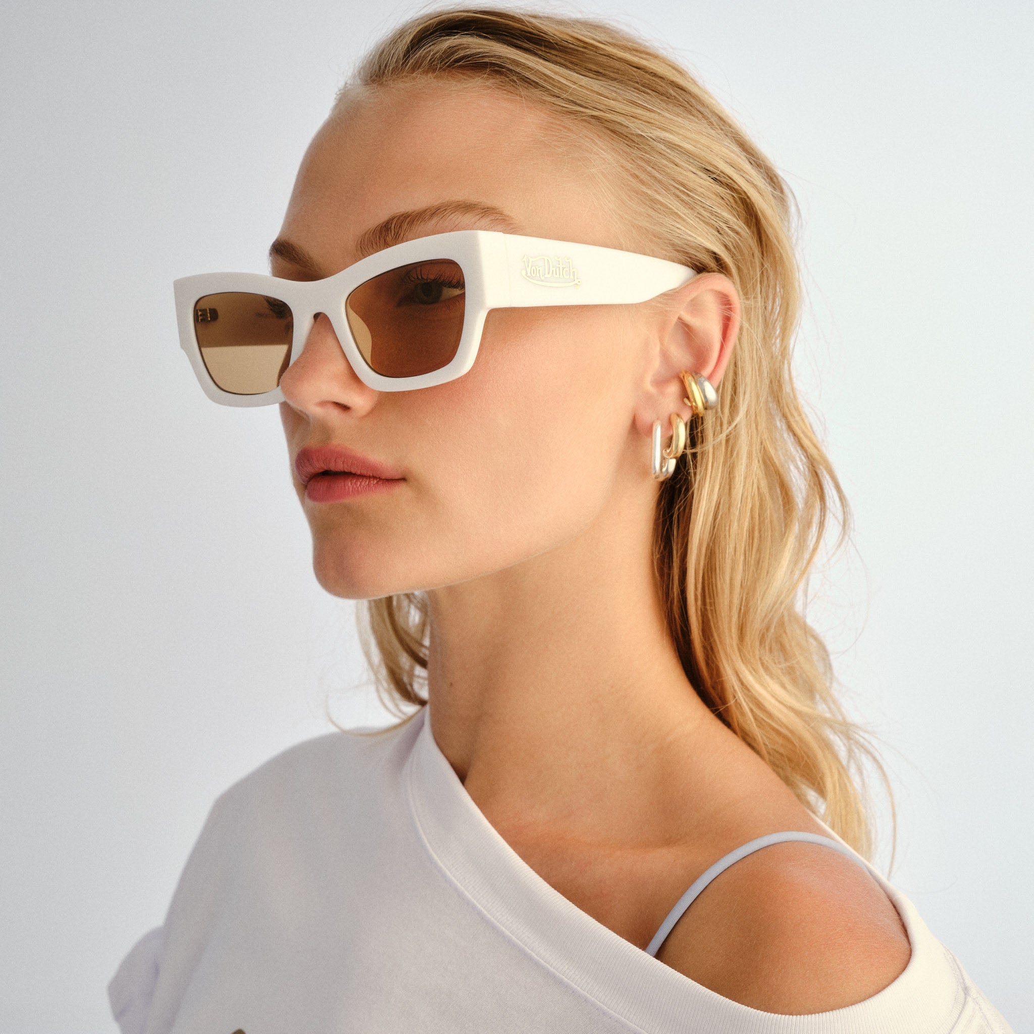 VON DUTCH x AIRE VENDETTA SUNGLASSES - SOLID WHITE - Image 5